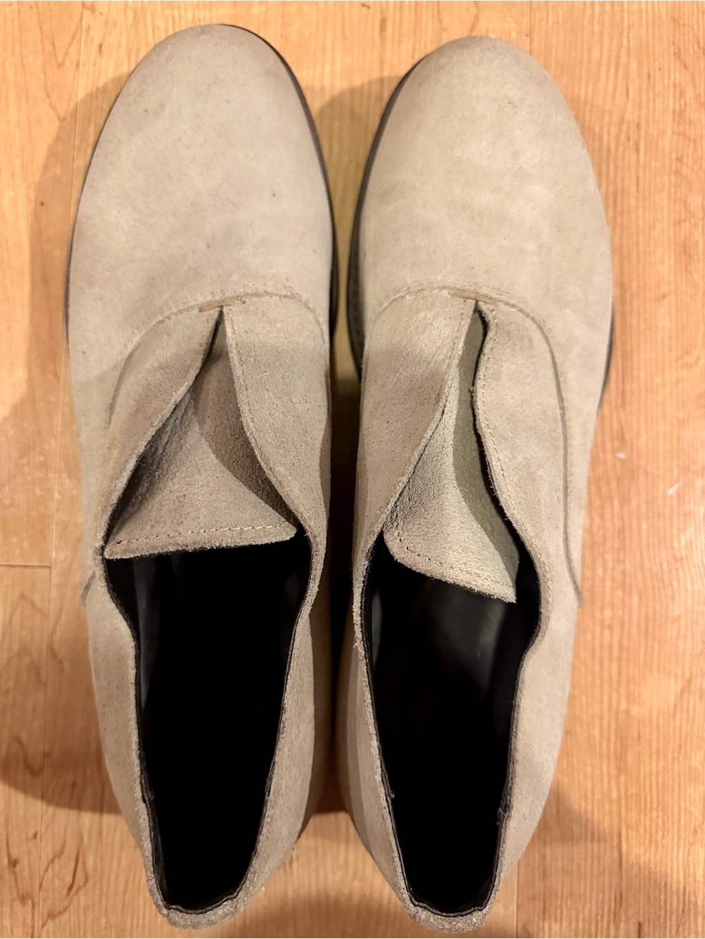 Vero Cuoio Men's Suede Slip-On Loafers in Light Taupe